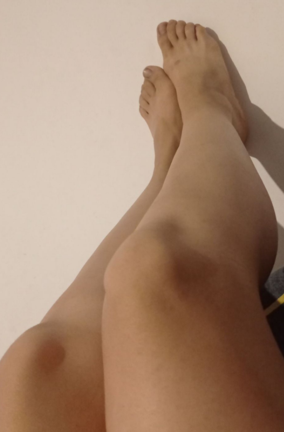 Wymasuj mi stópki a zrobię Ci footjob